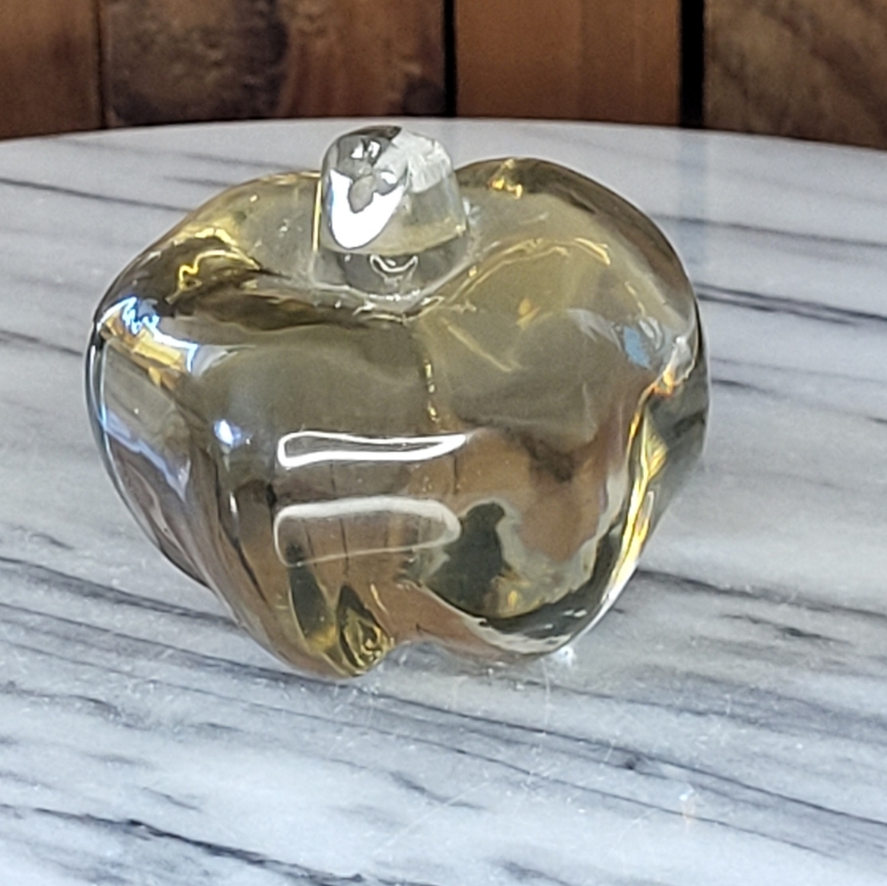 Elegant Glass Pumpkin Sculpture - Picture 3 of 14